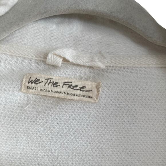 Womens We The Free Saturday White Taupe Cropped Distressed Shacket Size Small - Picture 7 of 16